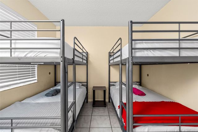 1112 NE 5th Ave, Fort Lauderdale, FL 33304