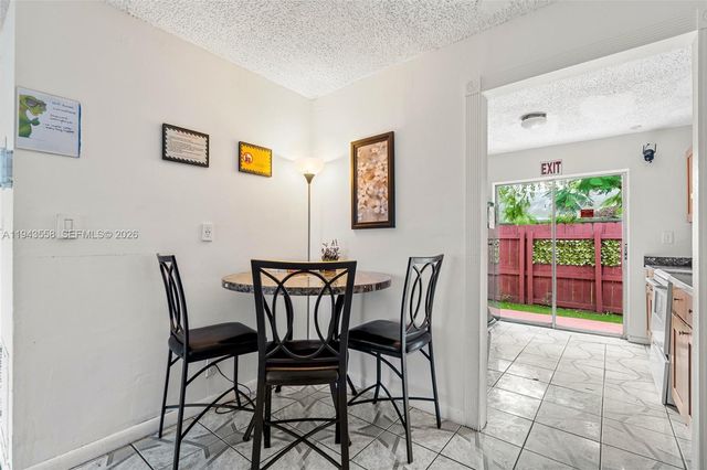 1112 NE 5th Ave, Fort Lauderdale, FL 33304