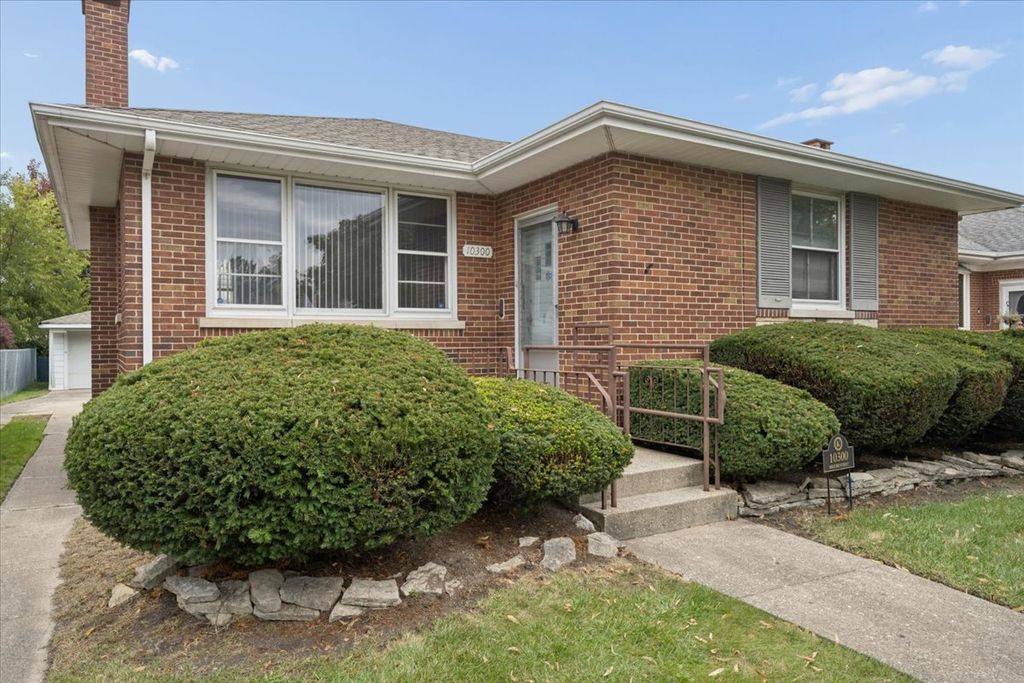 10300 Milford, Westchester, IL 60154 — photo 2