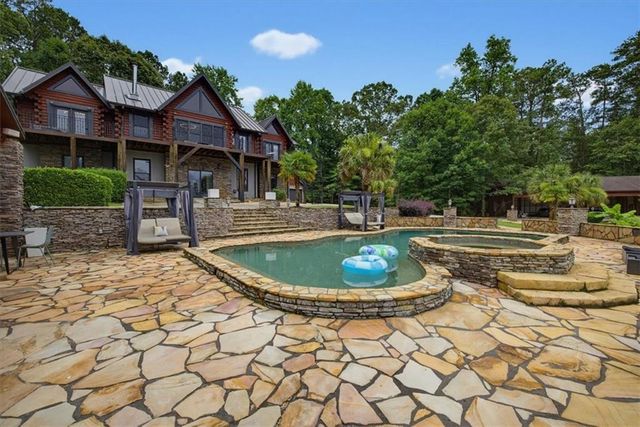 4095 E Highway 166, Carrollton, GA 30116