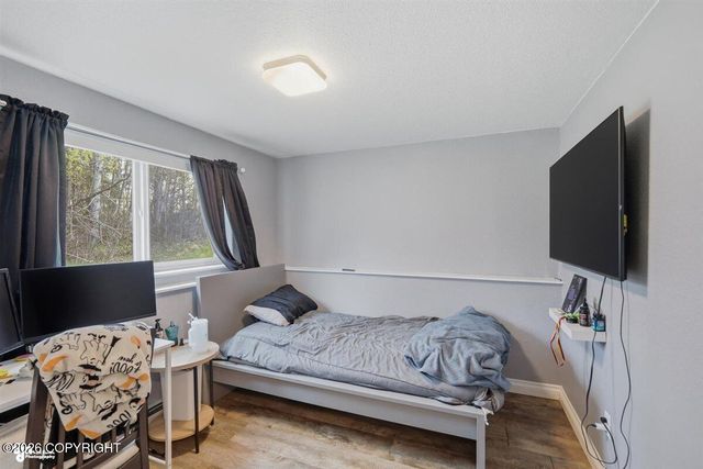6945 S Hallie Drive, Wasilla, AK 99623