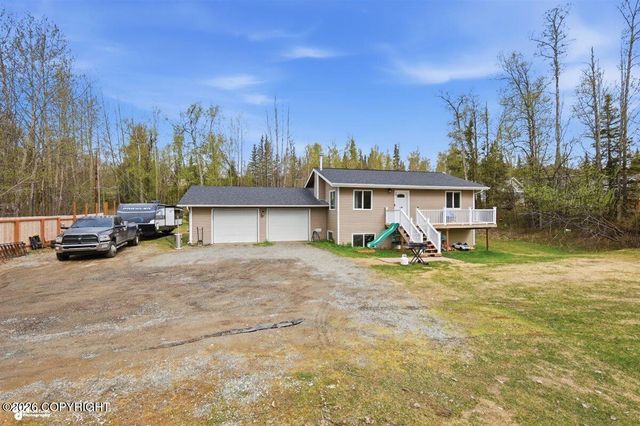 6945 S Hallie Drive, Wasilla, AK 99623
