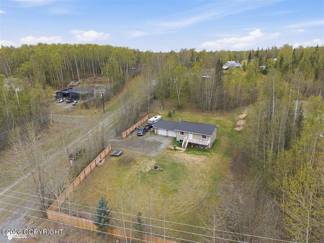 6945 S Hallie Drive, Wasilla, AK 99623