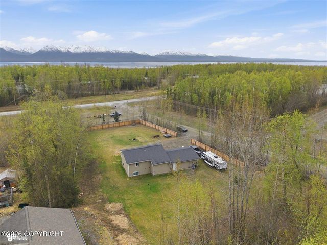 6945 S Hallie Drive, Wasilla, AK 99623