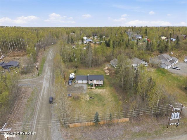 6945 S Hallie Drive, Wasilla, AK 99623