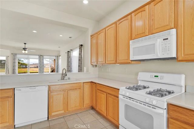 10855 Katepwa Street, Apple Valley, CA 92308