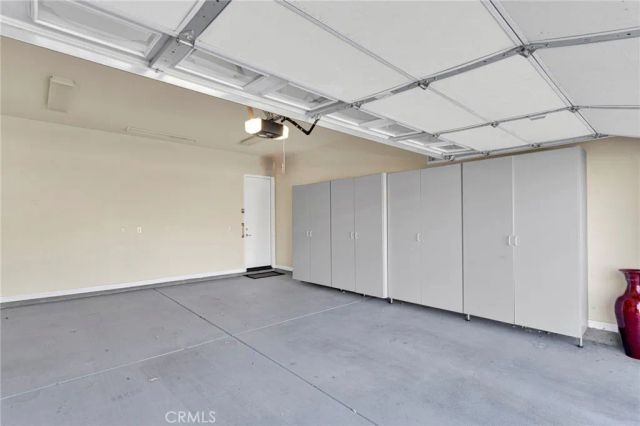 10855 Katepwa Street, Apple Valley, CA 92308