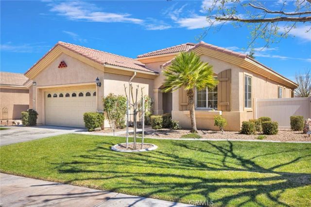 10855 Katepwa Street, Apple Valley, CA 92308