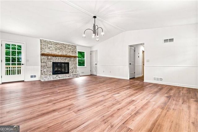 549 Rivercrest Drive, Woodstock, GA 30188