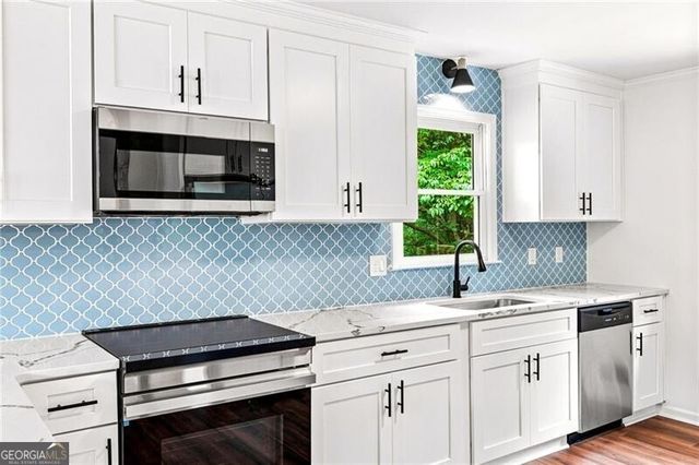 549 Rivercrest Drive, Woodstock, GA 30188