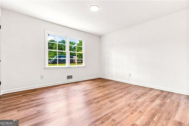 549 Rivercrest Drive, Woodstock, GA 30188