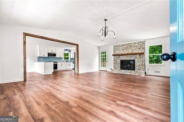 549 Rivercrest Drive, Woodstock, GA 30188