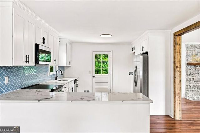 549 Rivercrest Drive, Woodstock, GA 30188