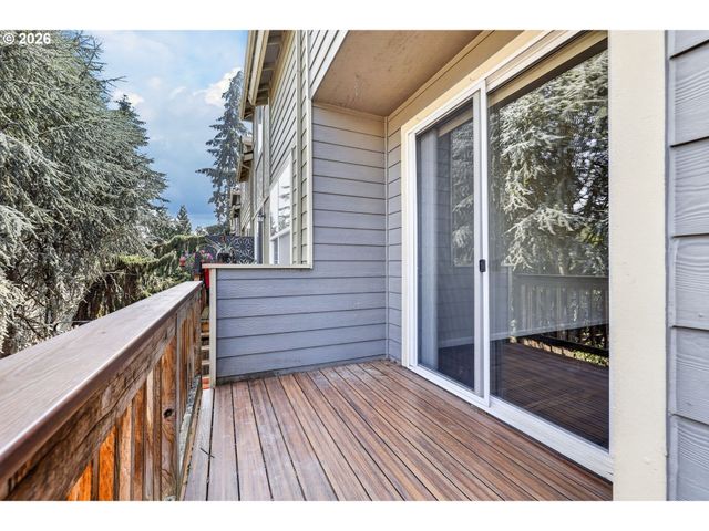 12010 Sw CHUKAR Ter, Beaverton, OR 97007
