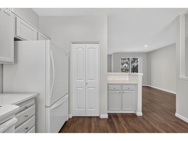 12010 Sw CHUKAR Ter, Beaverton, OR 97007