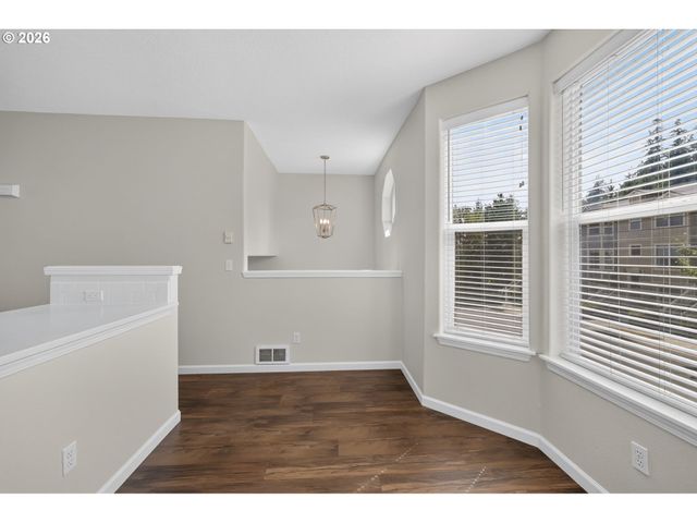 12010 Sw CHUKAR Ter, Beaverton, OR 97007