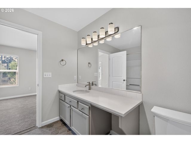 12010 Sw CHUKAR Ter, Beaverton, OR 97007