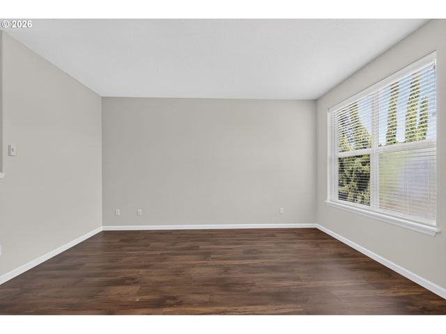 12010 Sw CHUKAR Ter, Beaverton, OR 97007