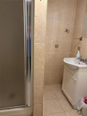 5488 CARROLLWOOD MEADOWS DRIVE, Tampa, FL 33625