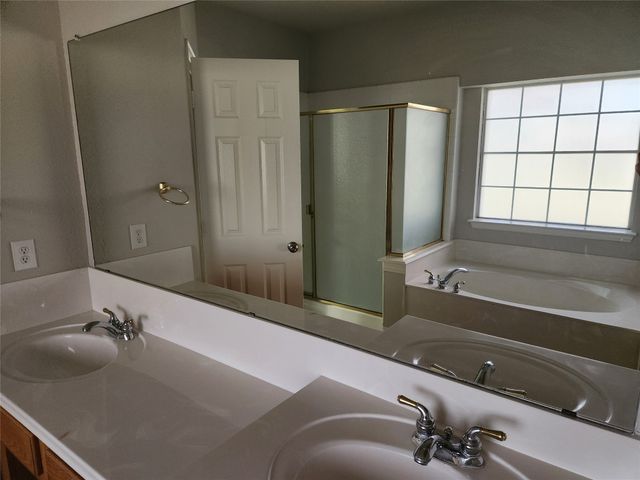 328 Ashley Place, Murphy, TX 75094