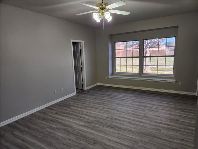 328 Ashley Place, Murphy, TX 75094