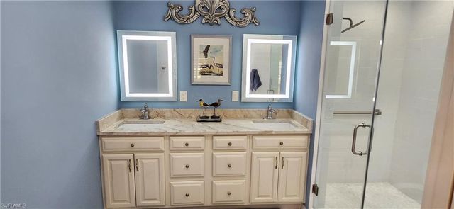 1417 Foxfire LN, Naples, FL 34104