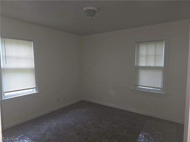 815 Russell Avenue, Akron, OH 44307