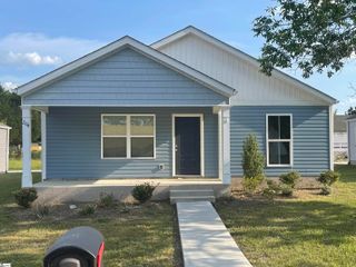 204 Dillon Drive, Clinton, SC 29325