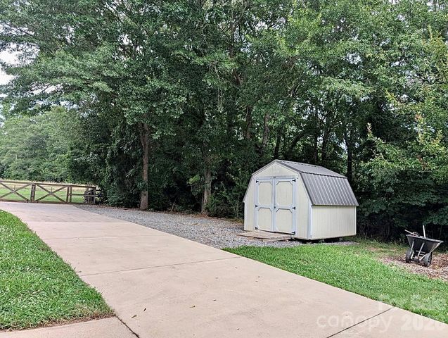 2357 Pleasant Hill Church Road, Grover, NC 28073