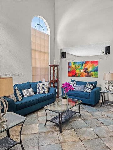 1462 Running Oak Ct, Royal Palm Beach, FL 33411