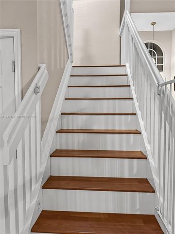 1462 Running Oak Ct, Royal Palm Beach, FL 33411