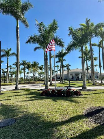 1462 Running Oak Ct, Royal Palm Beach, FL 33411