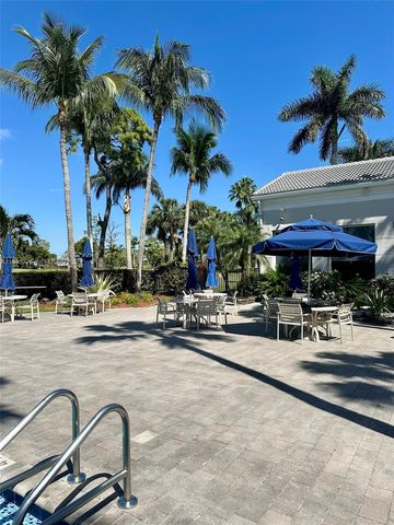 1462 Running Oak Ct, Royal Palm Beach, FL 33411