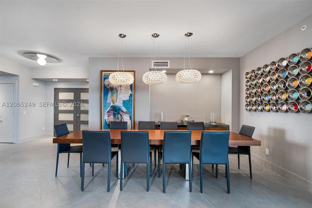 21050 Point Pl 1006, Aventura, FL 33180
