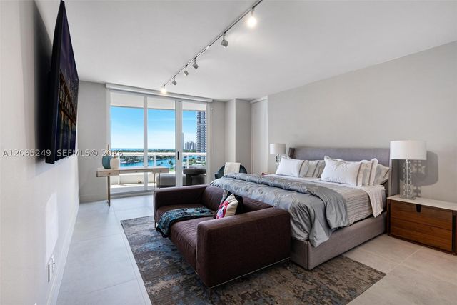 21050 Point Pl 1006, Aventura, FL 33180