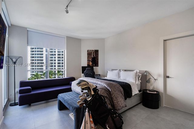 21050 Point Pl 1006, Aventura, FL 33180