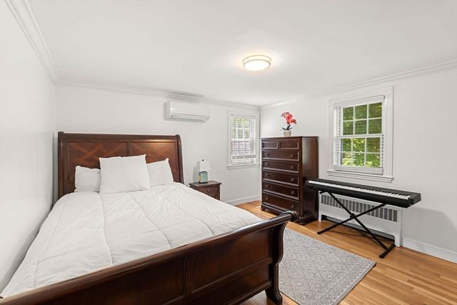 1375 Brush Hill Rd, Milton, MA 02186
