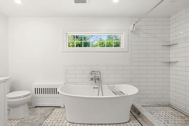 1375 Brush Hill Rd, Milton, MA 02186