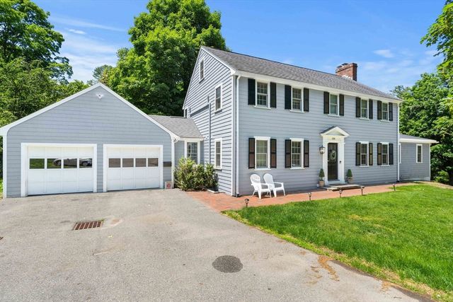 1375 Brush Hill Rd, Milton, MA 02186