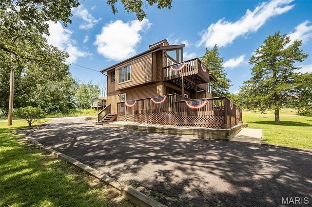 415 Lilac Lane, St Clair, MO 63077