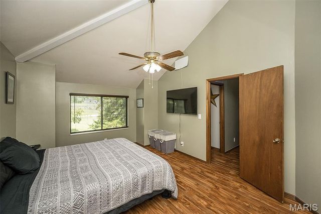 415 Lilac Lane, St Clair, MO 63077