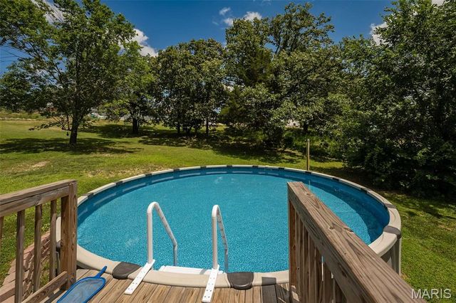 415 Lilac Lane, St Clair, MO 63077