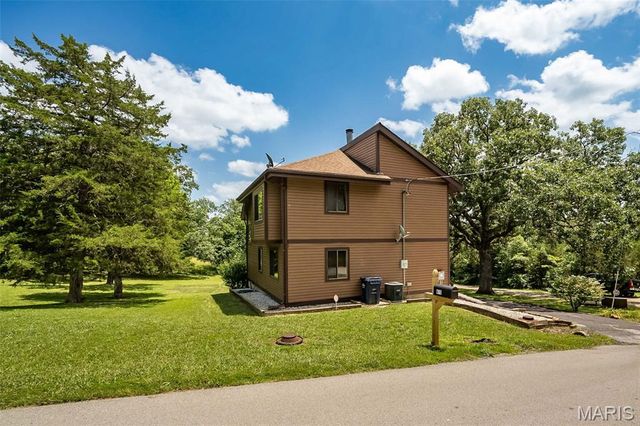 415 Lilac Lane, St Clair, MO 63077