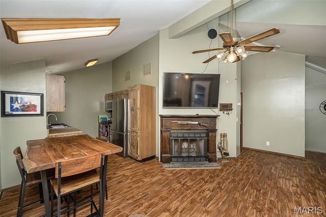 415 Lilac Lane, St Clair, MO 63077