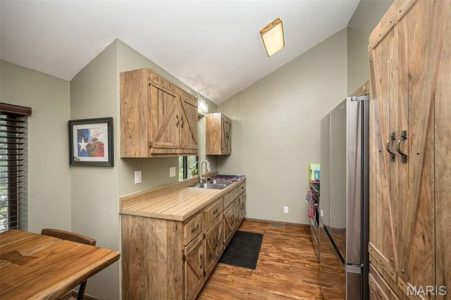 415 Lilac Lane, St Clair, MO 63077