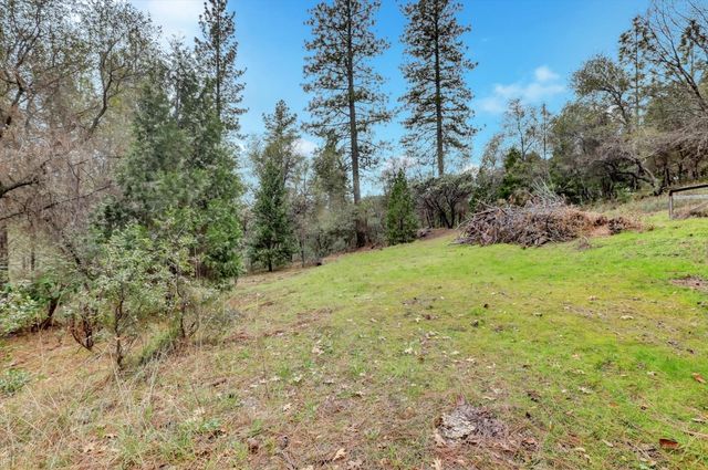 14349 Barn Owl Rd, Nevada City, CA 95959