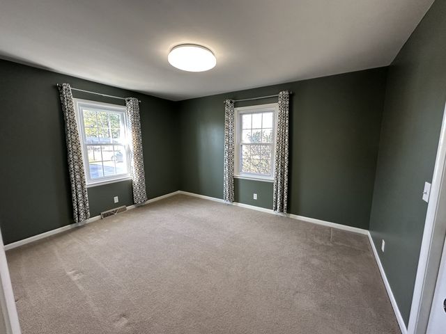 117 Blue Ribbon Pkwy, Shelbyville, TN 37160