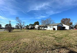 117 Blue Ribbon Pkwy, Shelbyville, TN 37160