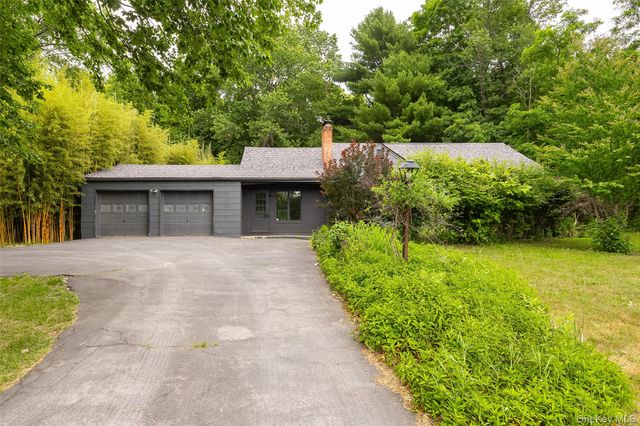 166 Vassar Road, Poughkeepsie, NY 12603