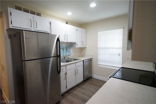 231 West Horizon Ridge Parkway 622, Henderson, NV 89012